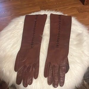 Vintage leather gloves